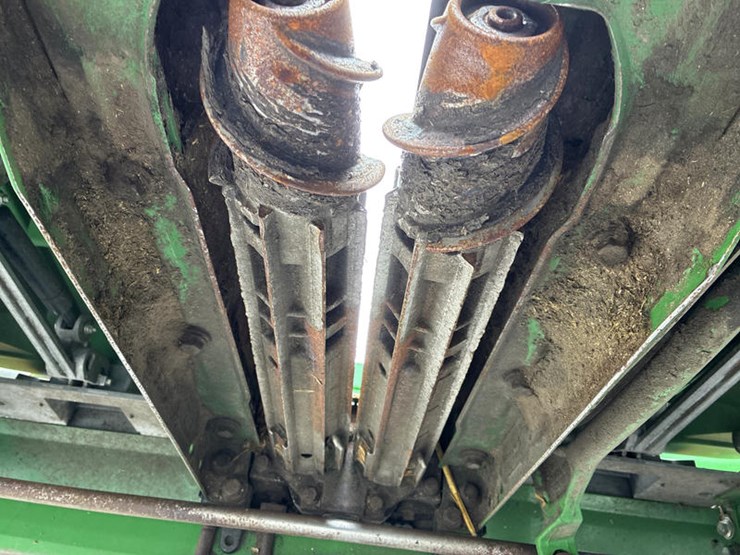 2015-john-deere-612c-image-32