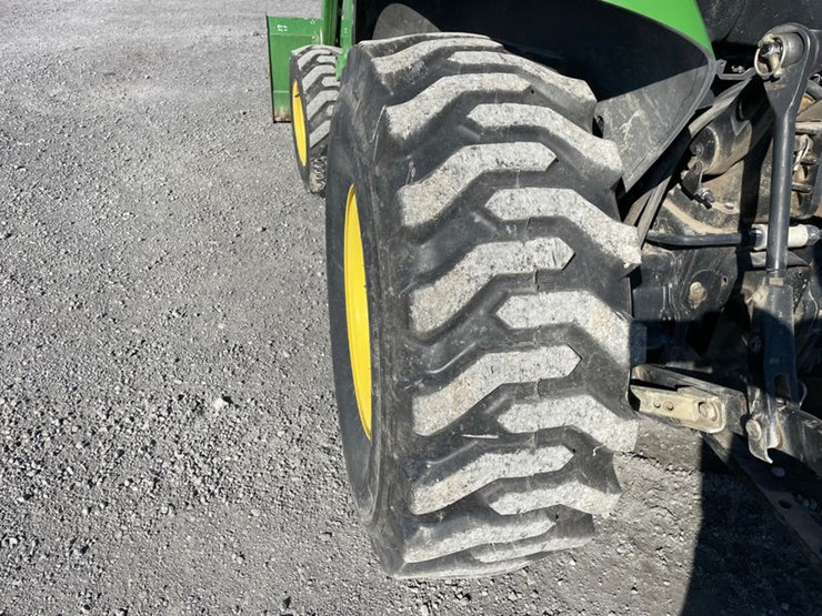 john-deere-4200-image-13