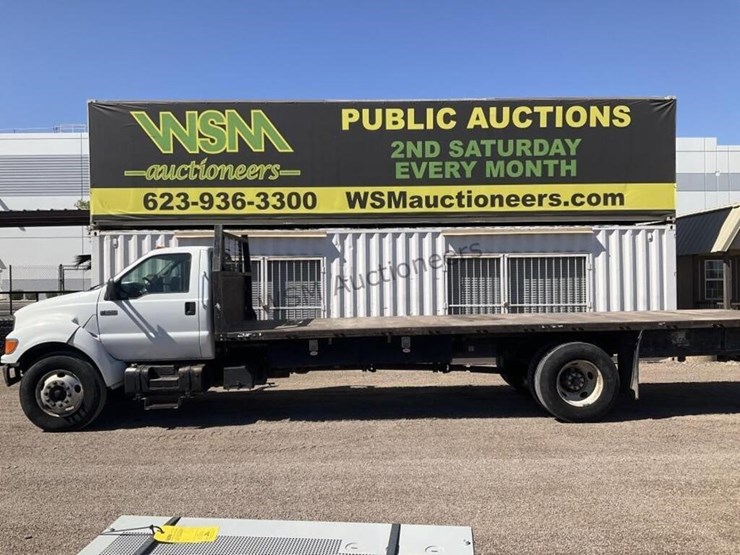 2003-ford-f650-image-1