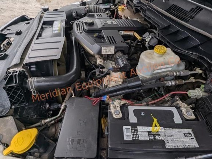 2011-dodge-ram-4500-image-31