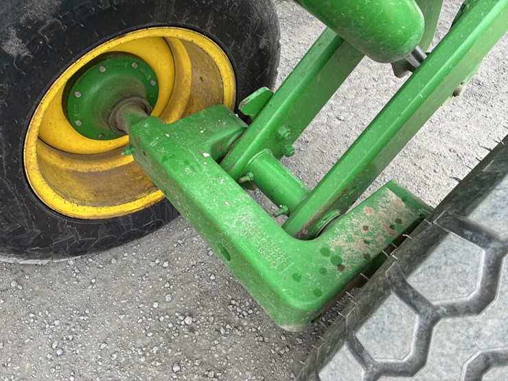 john-deere-2310-image-38