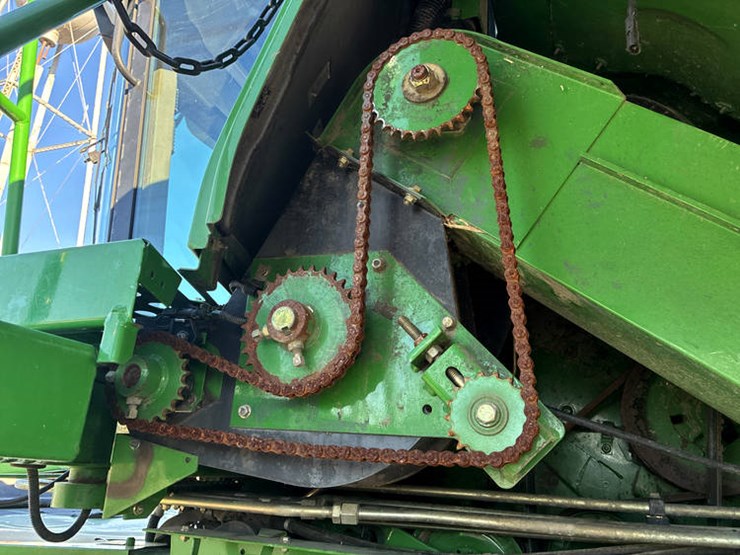 2000-john-deere-9550-image-33