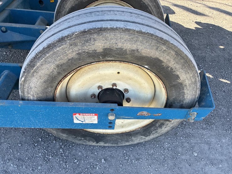 2006-kinze-3600-image-31