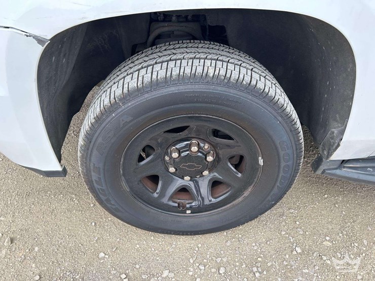 2020-chevrolet-tahoe-image-25