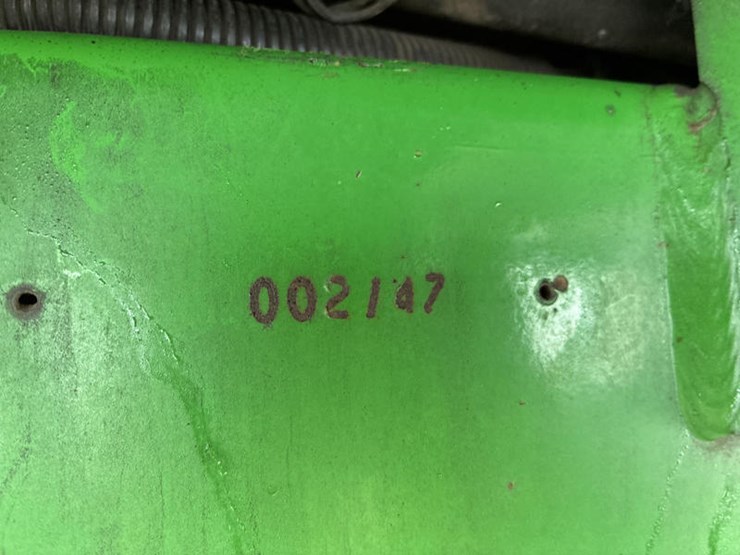 2000-john-deere-6700-image-36