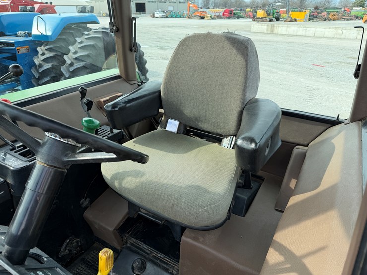 john-deere-2950-image-14