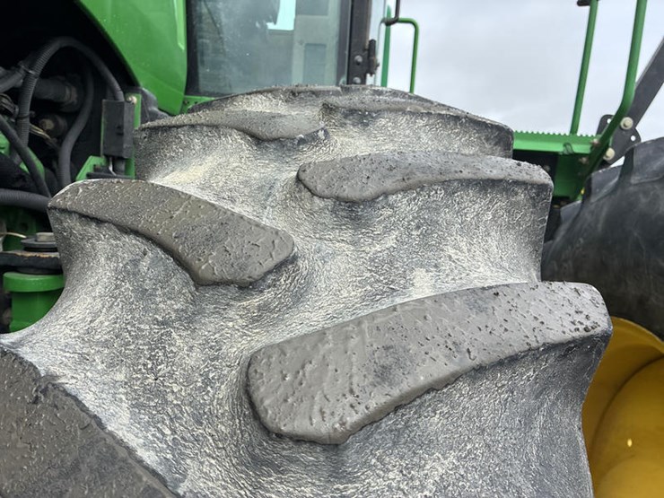 2000-john-deere-9100-image-39