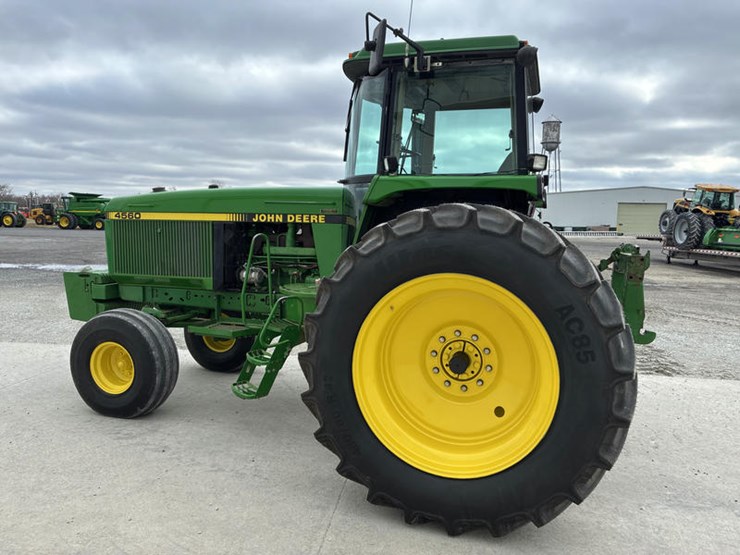 1992-john-deere-4560-image-9