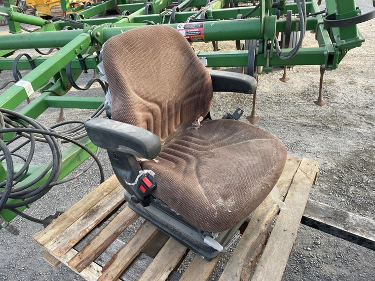 john-deere-6120-image-1