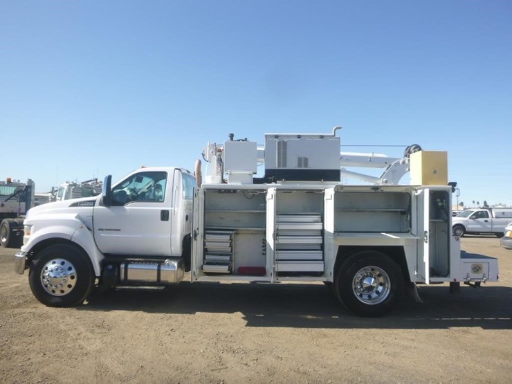 2017-ford-f750-image-6