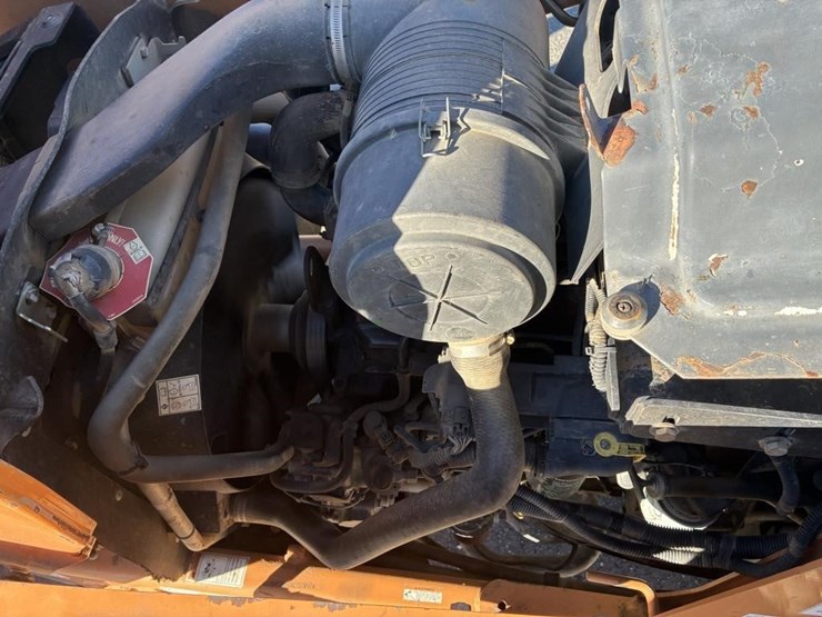 2016-case-570n-ep-image-16