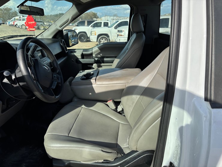 2014-ford-f150-image-14