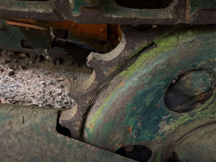 oliver-crawler-image-43