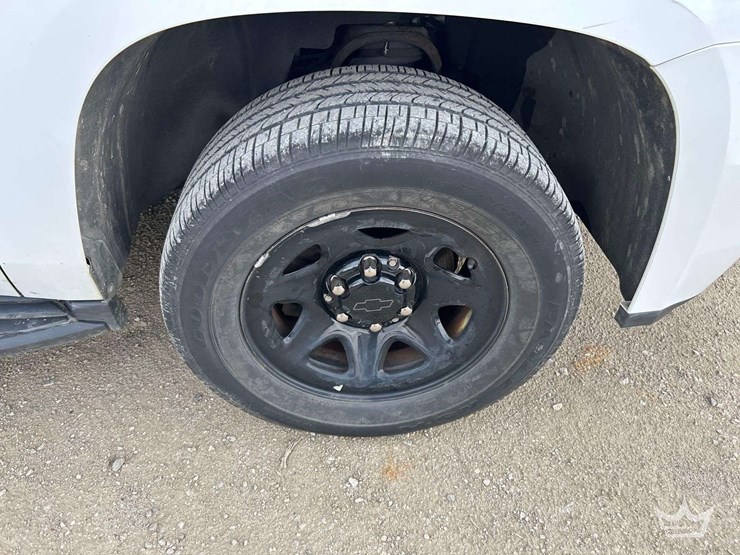 2020-chevrolet-tahoe-image-25