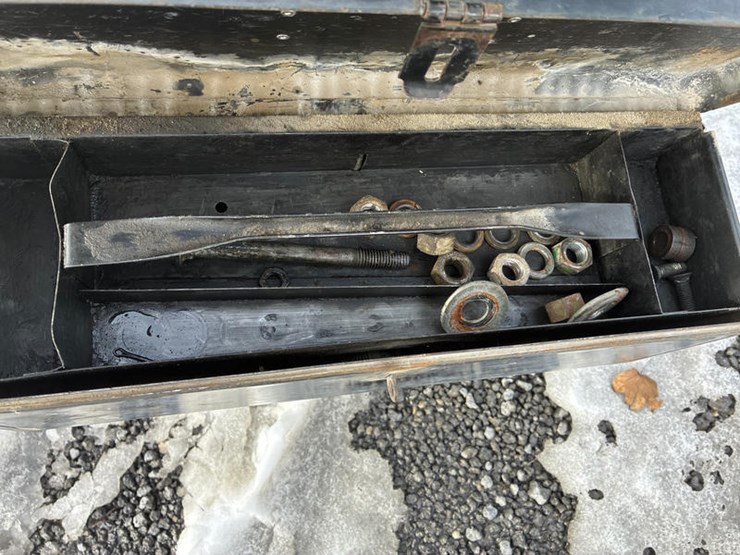 john-deere-158-image-17