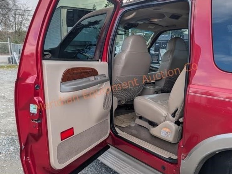 2000-ford-excursion-limited-image-25