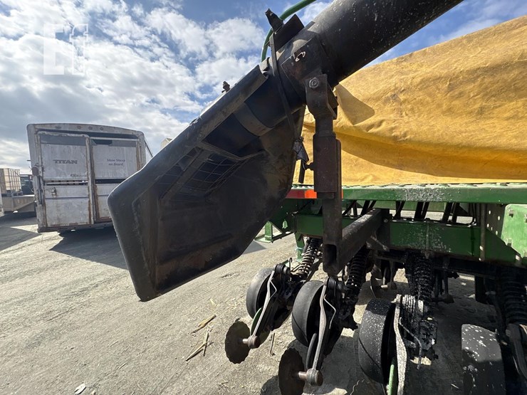 john-deere-1560-image-13