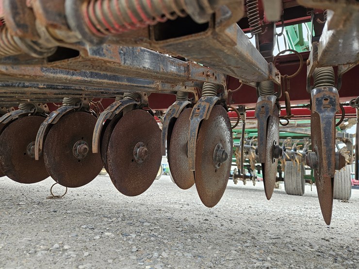 international-5100-image-4