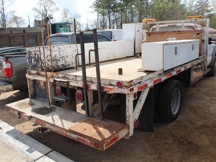 2006-ford-f450-image-3