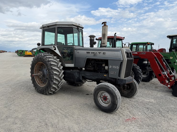 1977-white-2-155-image-1