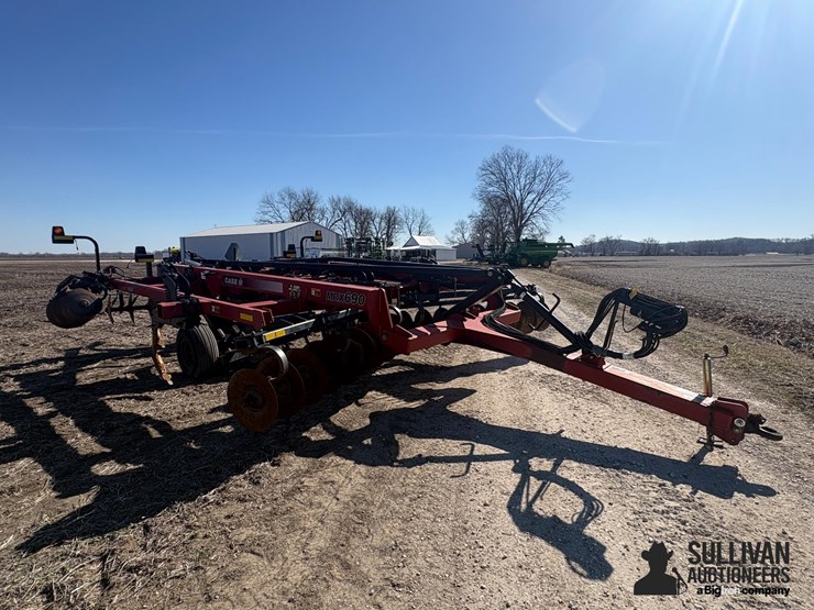 case-ih-mrx690-image-3