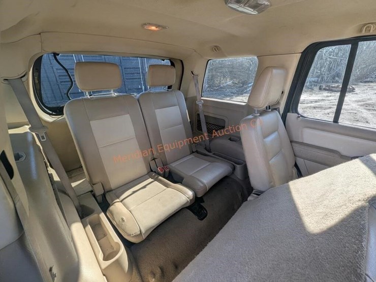 2006-ford-explorer-xlt-image-15