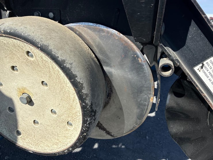 2006-kinze-3600-image-10