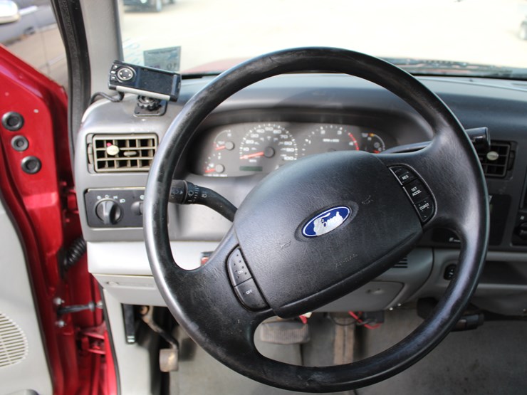 2002-ford-f450-image-11