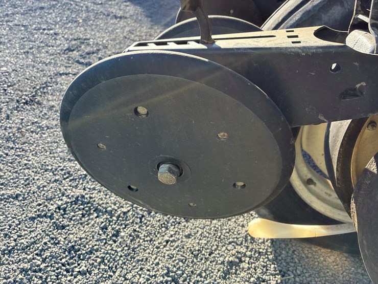 2009-kinze-3000-image-52