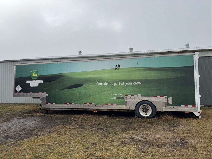 manac-enclosed-tender-trailer-with-2550-gal-tank---35'-long-x-8'-wide-x-8.5'-tall-image-4