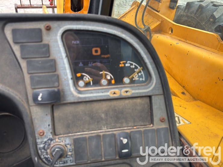 2017-jcb-509-42-image-33