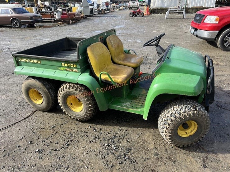 john-deere-gator-image-3
