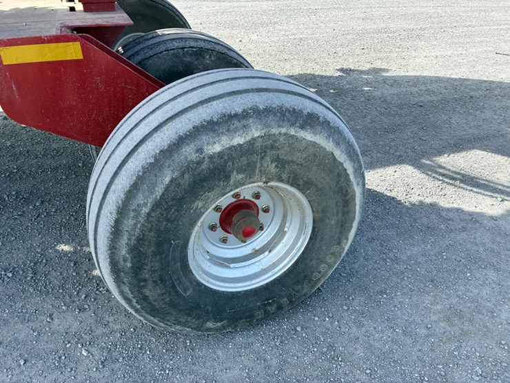 case-ih-1200-image-10