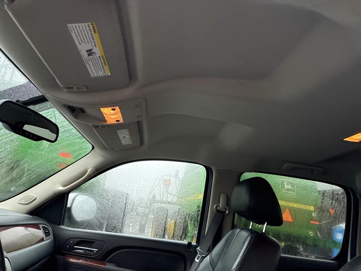 2011-gmc-sierra-1500-image-38