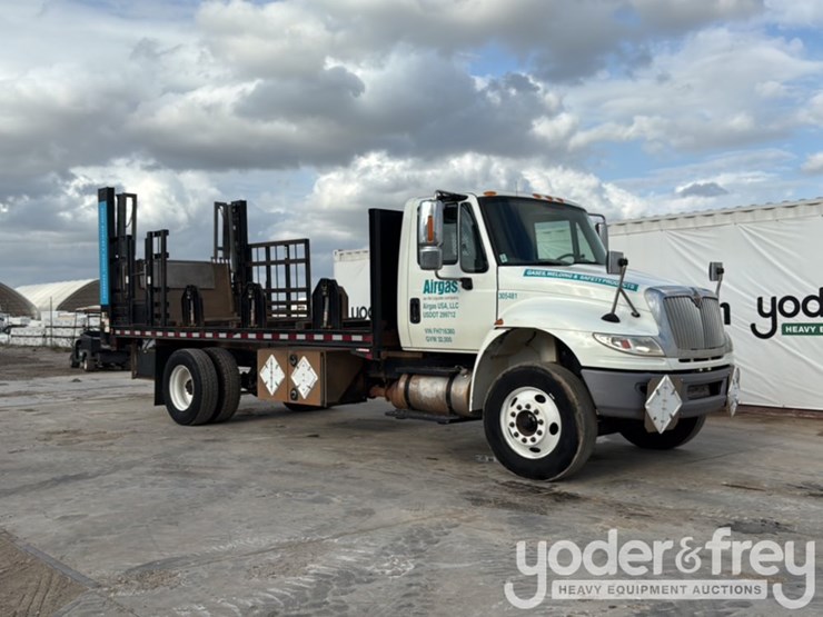 2015-international-4400-image-7