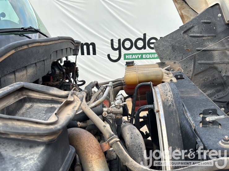 2015-international-4400-image-45