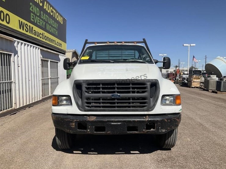 2003-ford-f650-image-3