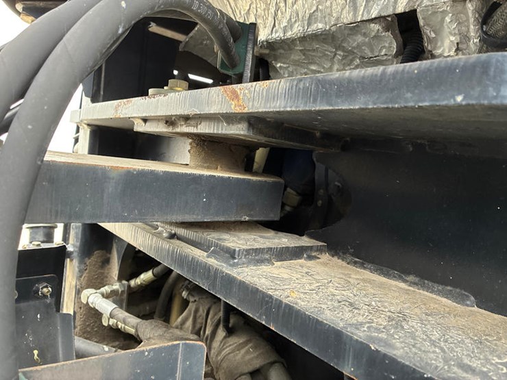 2002-new-holland-tj275-image-21