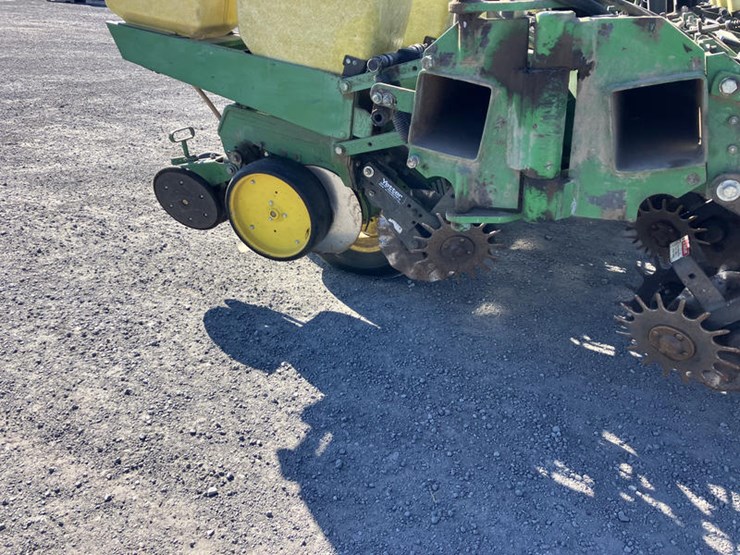 john-deere-7000-image-12
