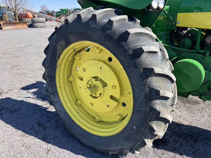 john-deere-730-image-4