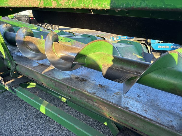 john-deere-843-image-9
