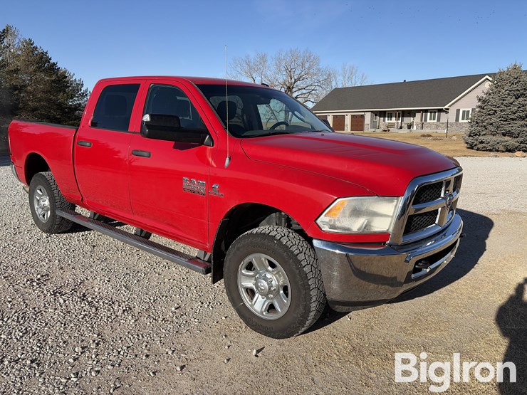 2014-ram-2500-st-image-3
