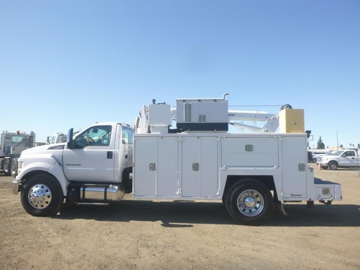 2017-ford-f750-image-5