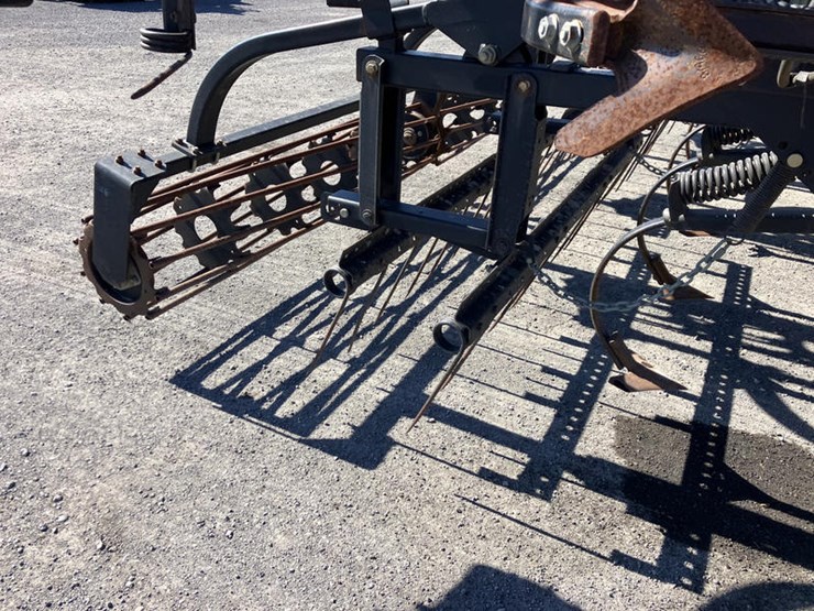 new-holland-st250-image-5