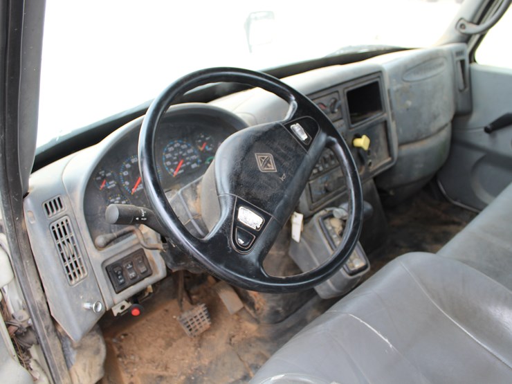 2006-international-4300-image-9