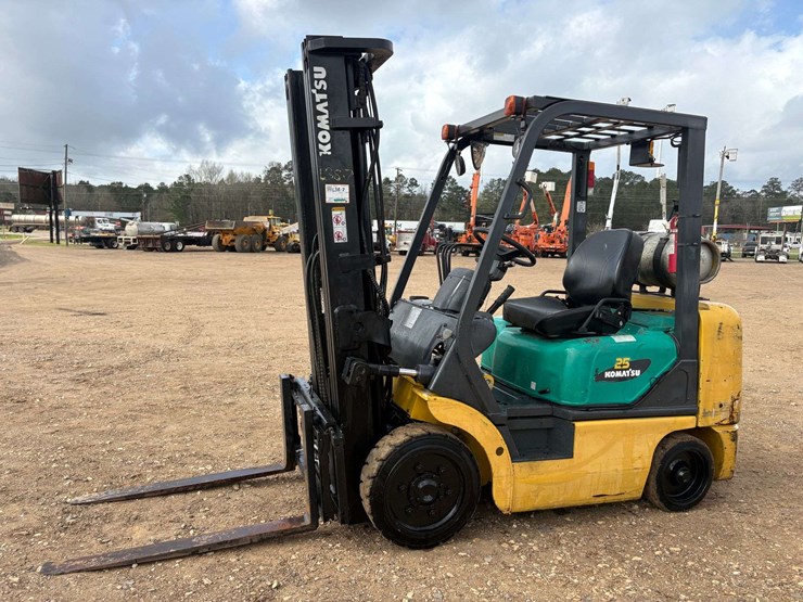 2005-komatsu-fg25st-14-image-1