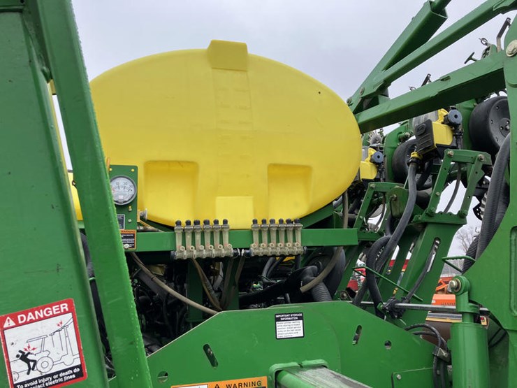 2008-john-deere-1790-image-6