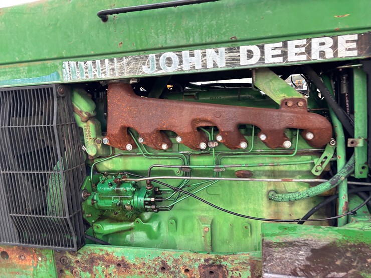 john-deere-3155-image-11