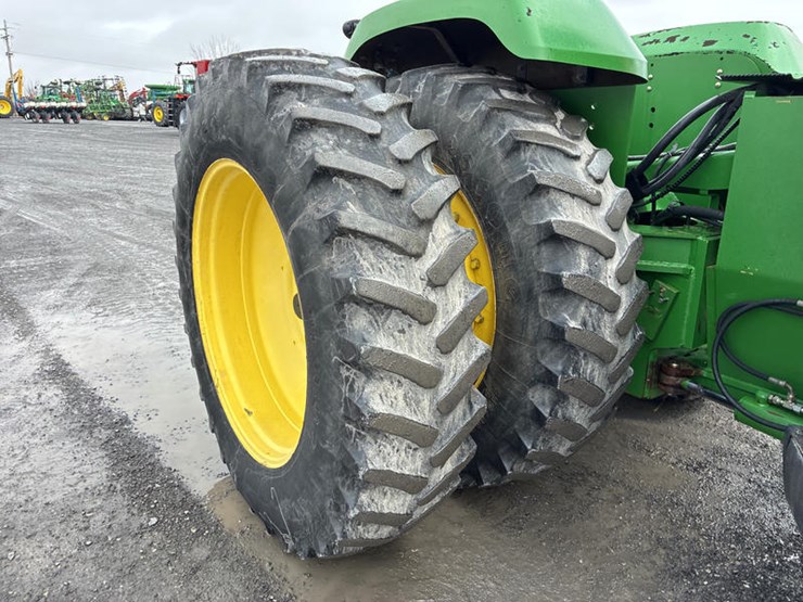 2000-john-deere-9100-image-44