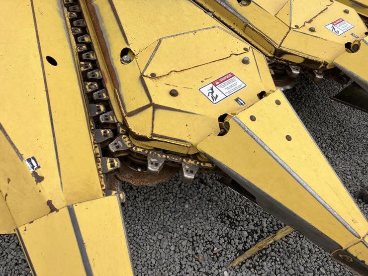 new-holland-900-image-5